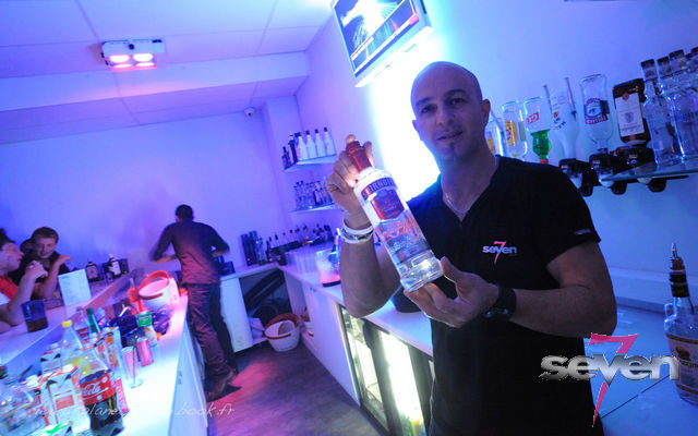 Cliquer pour voir l'image en taille réelle