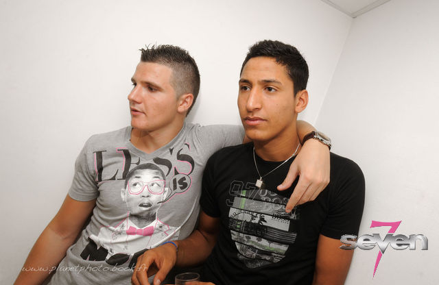 Cliquer pour voir l'image en taille réelle