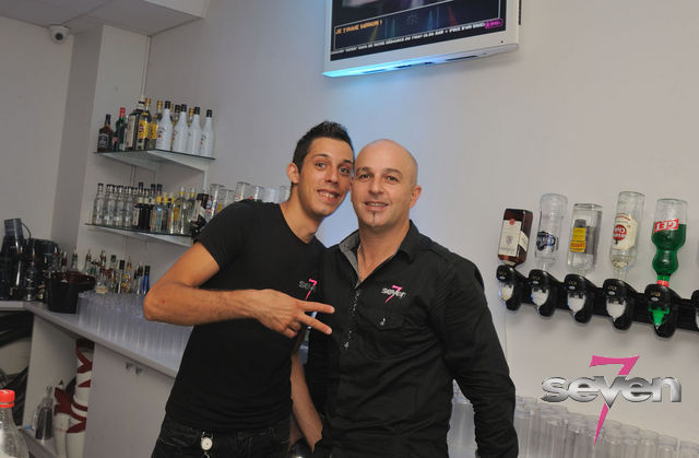 Cliquer pour voir l'image en taille réelle