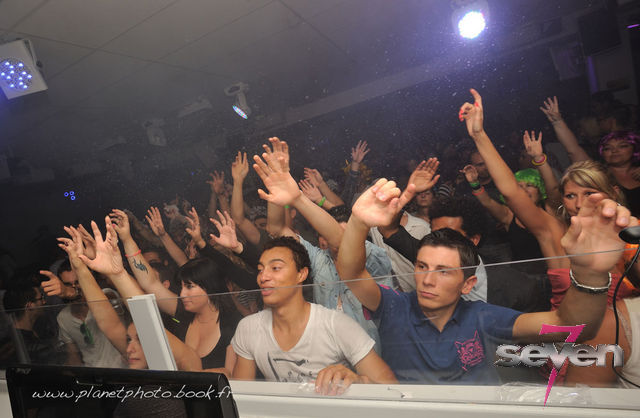 Cliquer pour voir l'image en taille réelle