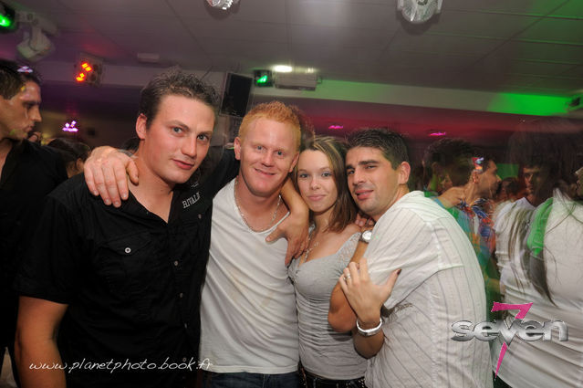 Cliquer pour voir l'image en taille réelle