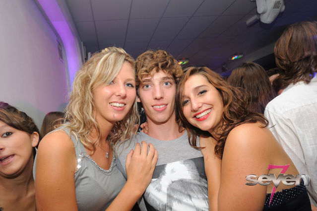 Cliquer pour voir l'image en taille réelle