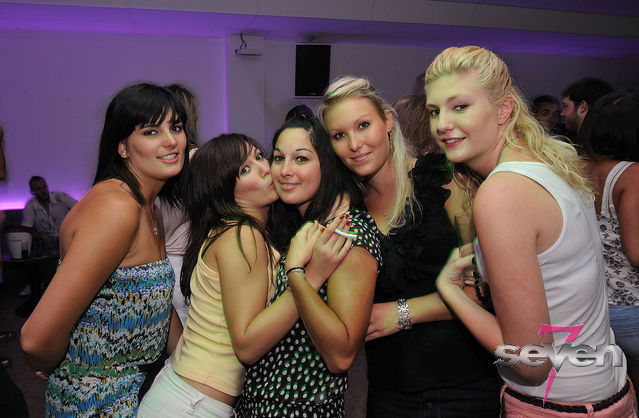 Cliquer pour voir l'image en taille réelle