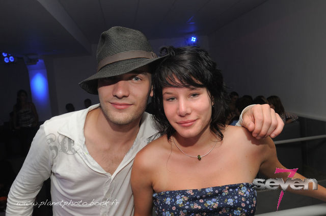 Cliquer pour voir l'image en taille réelle