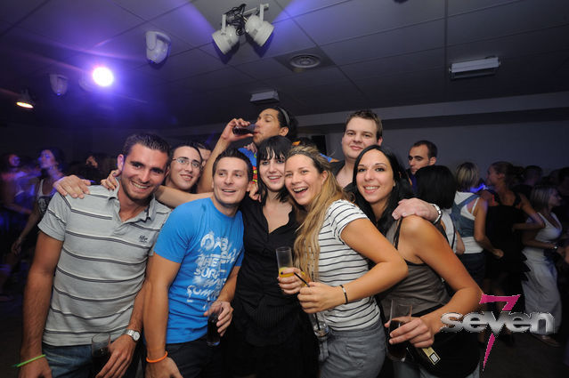 Cliquer pour voir l'image en taille réelle