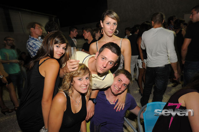 Cliquer pour voir l'image en taille réelle