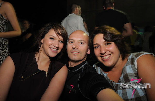 Cliquer pour voir l'image en taille réelle