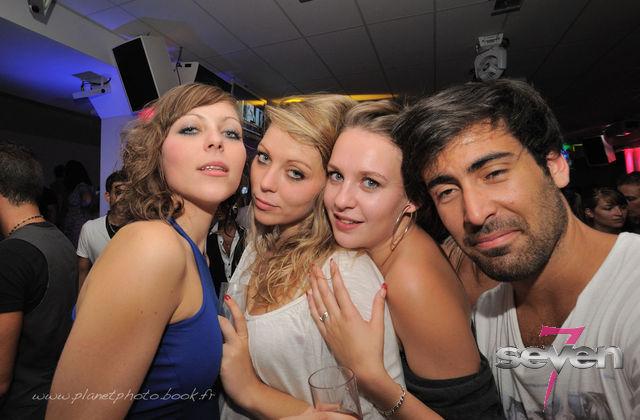 Cliquer pour voir l'image en taille réelle