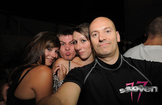 Cliquer pour voir l'image en taille réelle