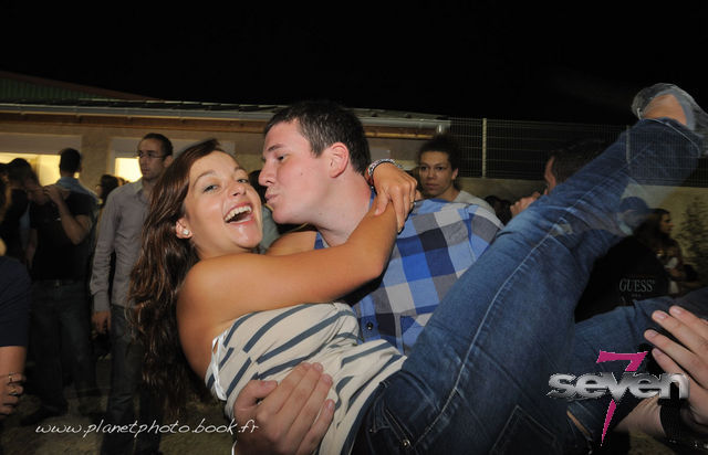 Cliquer pour voir l'image en taille réelle