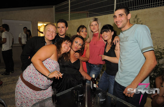 Cliquer pour voir l'image en taille réelle