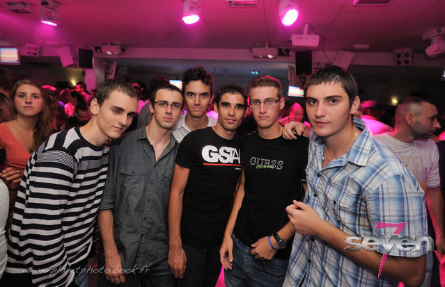 Cliquer pour voir l'image en taille réelle