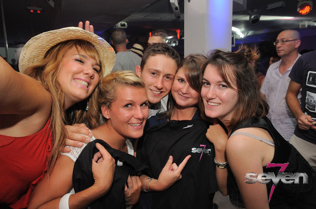 Cliquer pour voir l'image en taille réelle