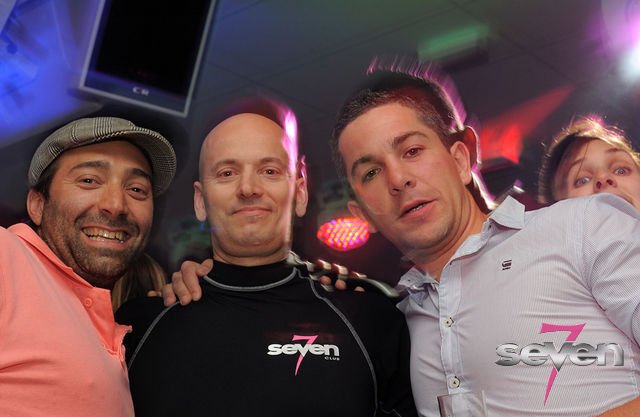 Cliquer pour voir l'image en taille réelle