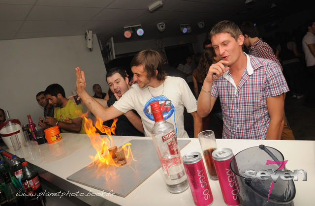 Cliquer pour voir l'image en taille réelle