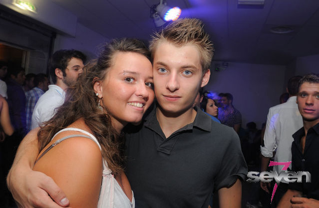 Cliquer pour voir l'image en taille réelle