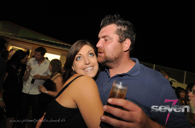 Cliquer pour voir l'image en taille réelle