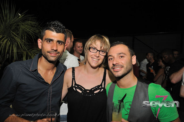 Cliquer pour voir l'image en taille réelle