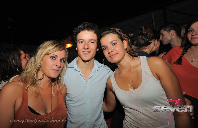 Cliquer pour voir l'image en taille réelle