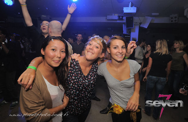 Cliquer pour voir l'image en taille réelle