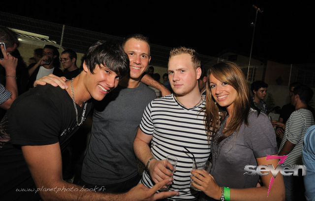 Cliquer pour voir l'image en taille réelle