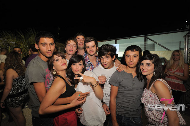 Cliquer pour voir l'image en taille réelle