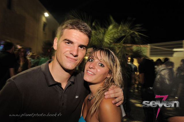 Cliquer pour voir l'image en taille réelle