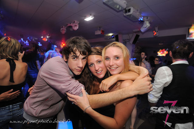 Cliquer pour voir l'image en taille réelle