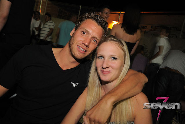 Cliquer pour voir l'image en taille réelle