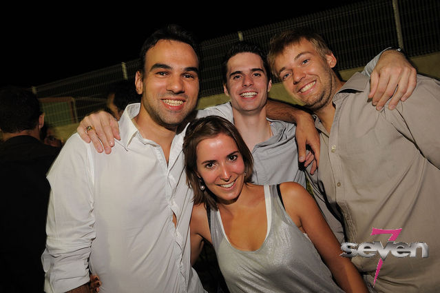 Cliquer pour voir l'image en taille réelle