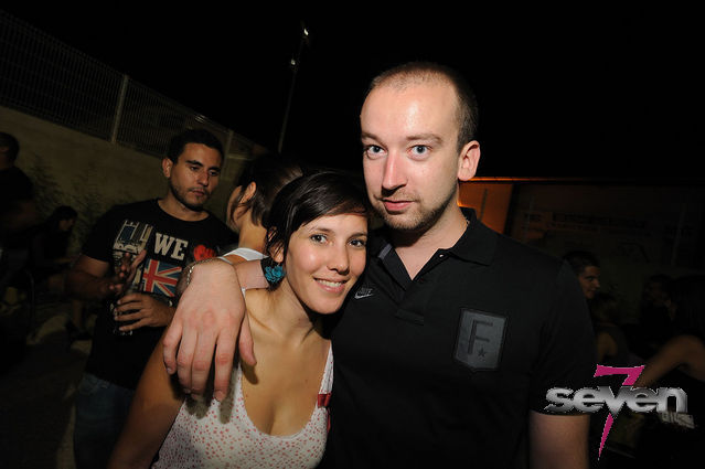 Cliquer pour voir l'image en taille réelle