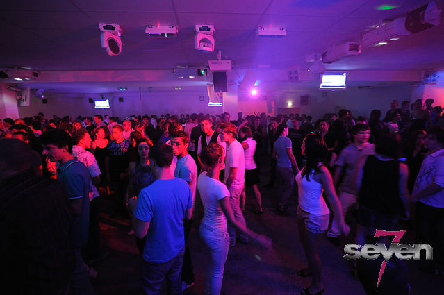 Cliquer pour voir l'image en taille réelle