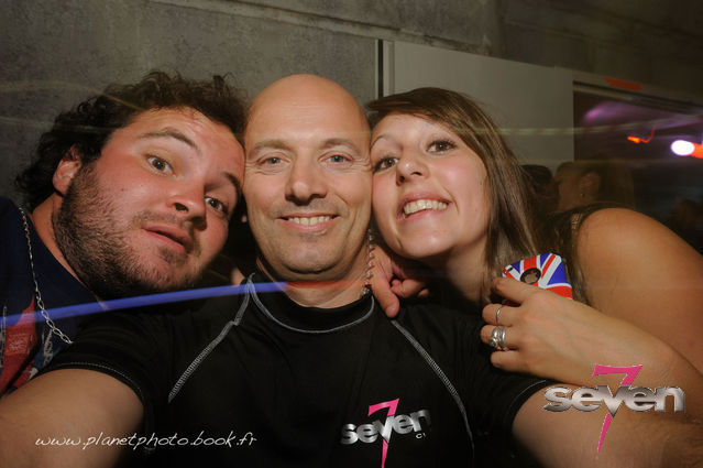 Cliquer pour voir l'image en taille réelle