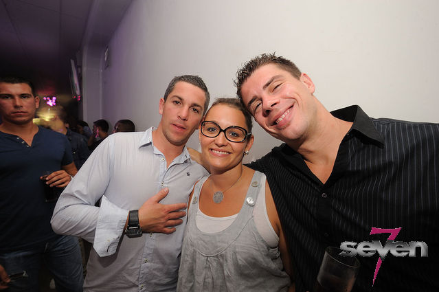 Cliquer pour voir l'image en taille réelle