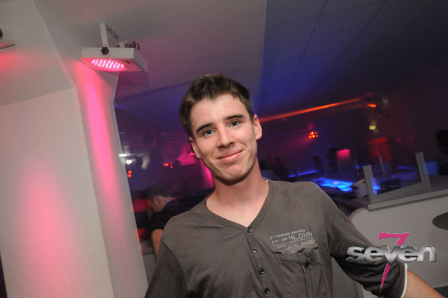 Cliquer pour voir l'image en taille réelle