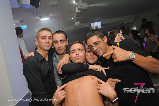 Cliquer pour voir l'image en taille réelle