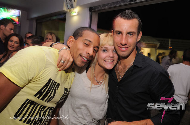 Cliquer pour voir l'image en taille réelle