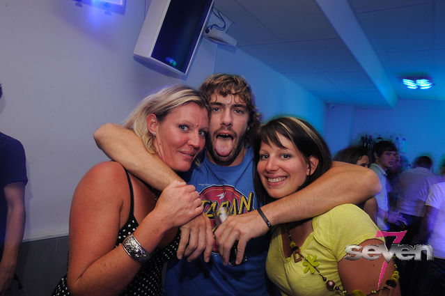 Cliquer pour voir l'image en taille réelle