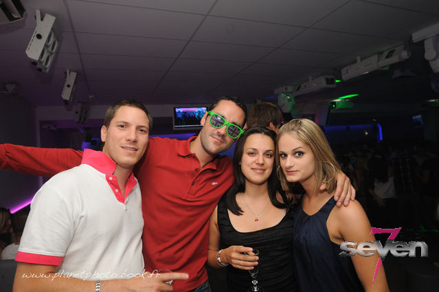 Cliquer pour voir l'image en taille réelle