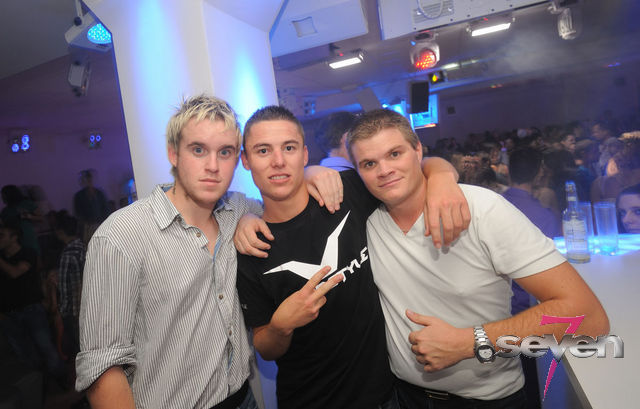 Cliquer pour voir l'image en taille réelle