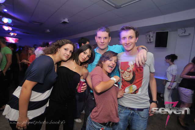 Cliquer pour voir l'image en taille réelle