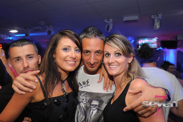 Cliquer pour voir l'image en taille réelle