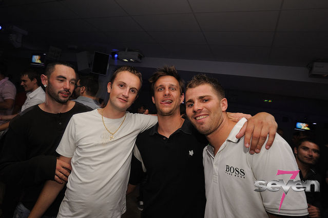 Cliquer pour voir l'image en taille réelle