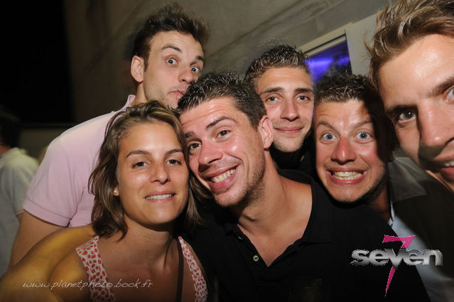 Cliquer pour voir l'image en taille réelle