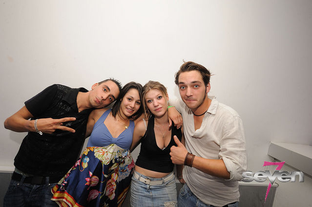 Cliquer pour voir l'image en taille réelle