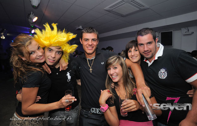 Cliquer pour voir l'image en taille réelle