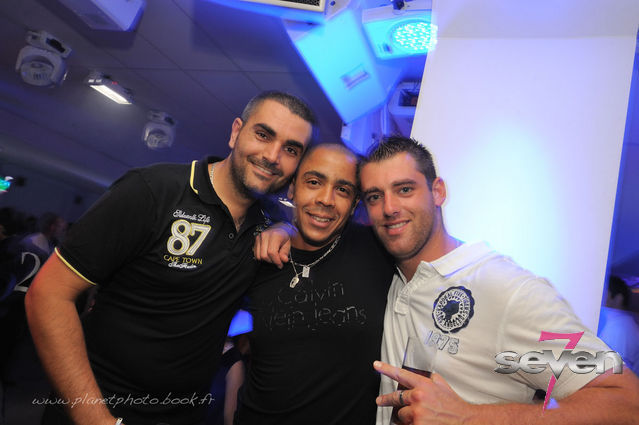 Cliquer pour voir l'image en taille réelle