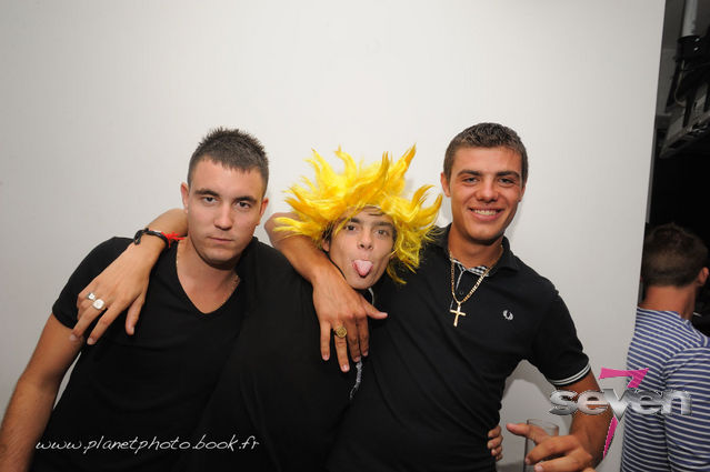 Cliquer pour voir l'image en taille réelle