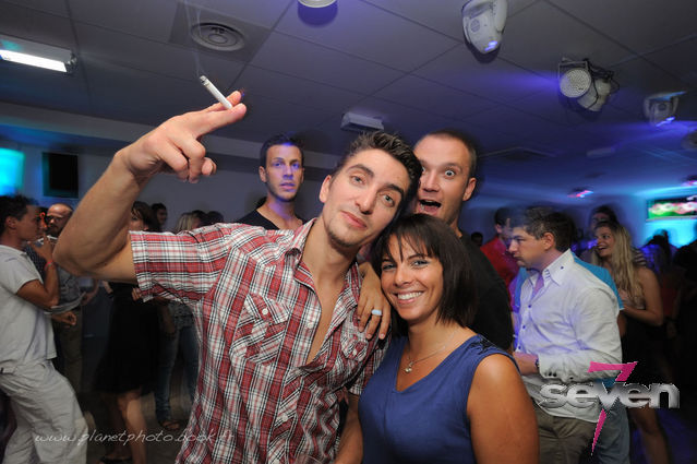 Cliquer pour voir l'image en taille réelle