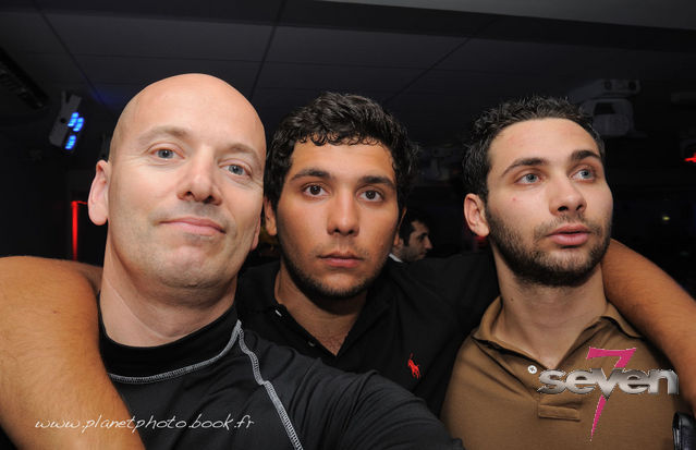 Cliquer pour voir l'image en taille réelle